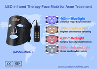 Utilisation à domicile La thérapie par lumière LED Rajeunissement de la peau Resserrer le masque facial à LED en silicone