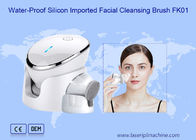 Massager imperméable de nettoyage facial électrique de silicone de brosse de la CE à la maison d'utilisation