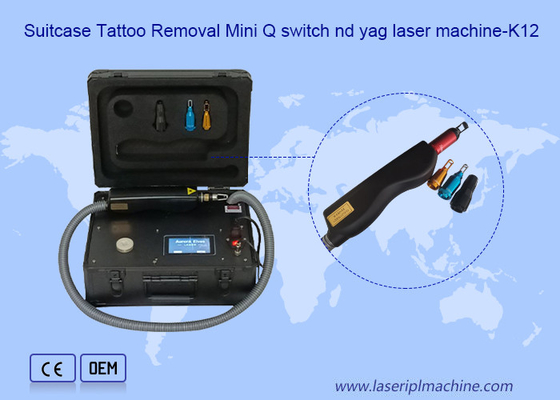 1320nm 10ns Suitcase Q Switch Nd Yag Laser Machine d' élimination des tatouages et des pigments