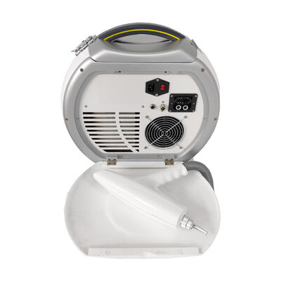 Bon prix 1064nm Nd Yag Laser Machine pour le peeling au laser au carbone pour l' élimination des tatouages en ligne